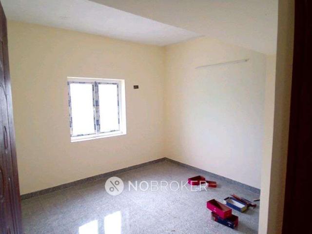 2 BHK Flat In Sb for Rent In Velachery