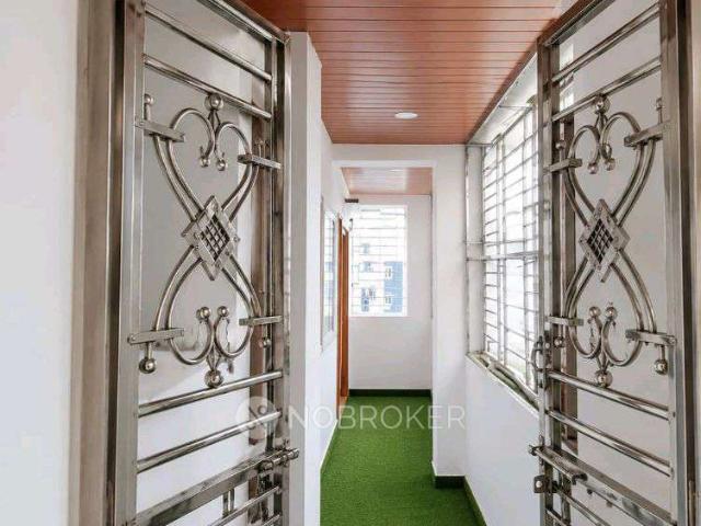 2 BHK Flat In Sb for Rent In 423, B Block, Raghavendra Colo