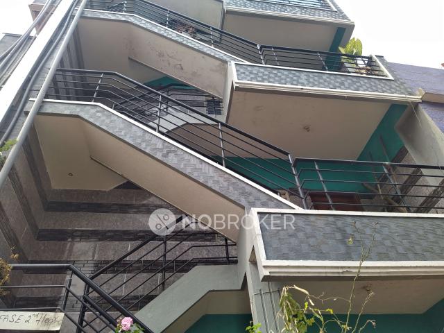 2 BHK Flat In Shanthi Nilayam for Lease In Kadugondanahalli