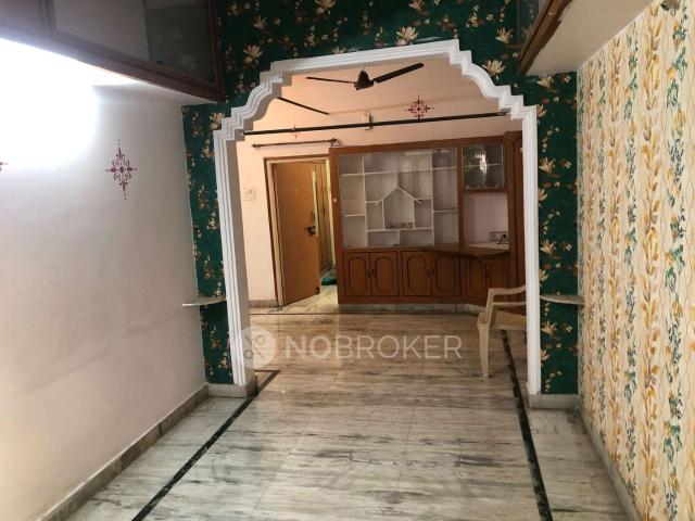 2 BHK Flat In Shanti Mansion For Sale In Kavadiguda