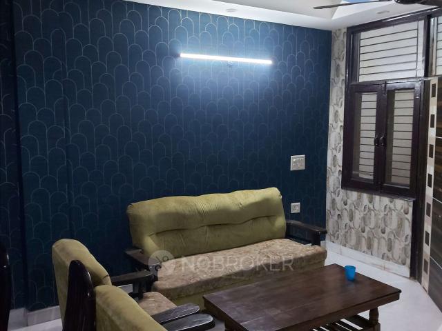 2 BHK Flat In Shakti Khand 4 for Rent In Indirapuram