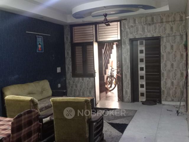 2 BHK Flat In Shakti Khand 4 for Rent In Indirapuram