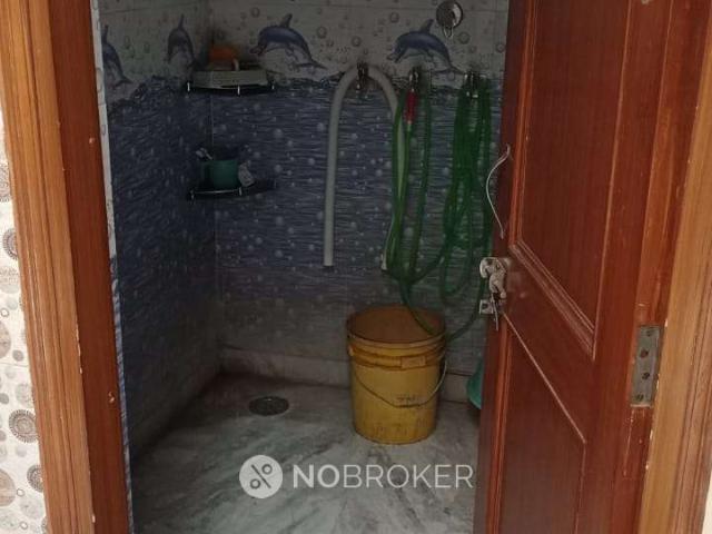 2 BHK Flat In Shakuntala Bhavan for Rent In Govindpuram