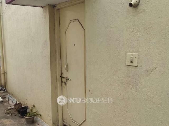 2 BHK Flat In Shariff Apartment for Rent In Btm 2nd Stage