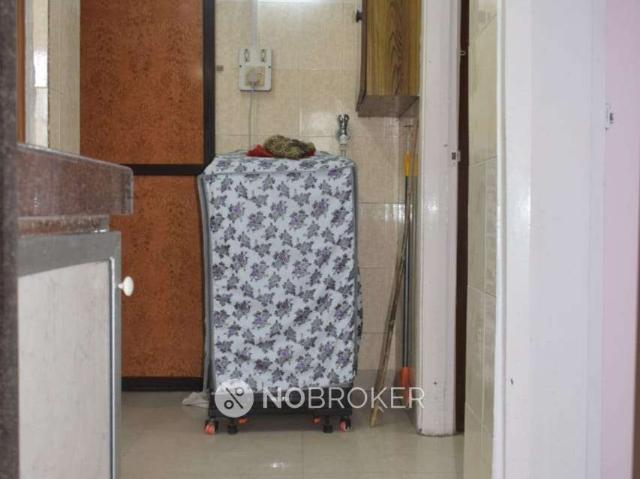 2 BHK Flat In Shatdal Chs Ltd for Rent In Andheri West