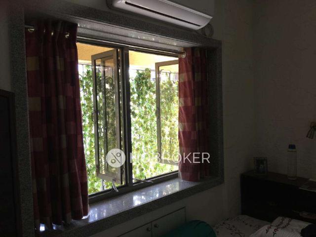 2 BHK Flat In Sherly Queen Co op Housing Society for Rent In Pali Hill