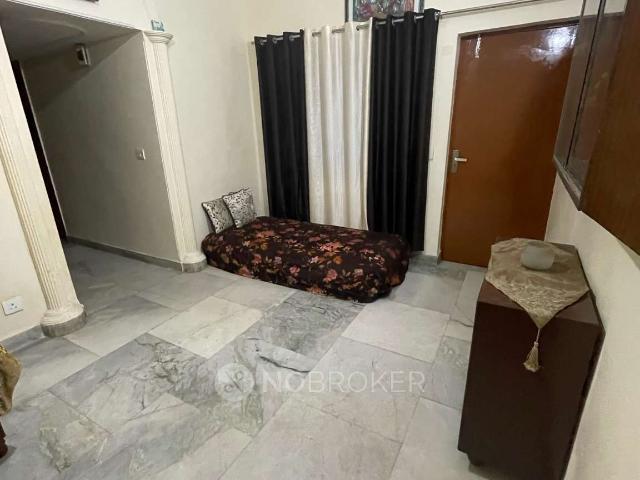 2 BHK Flat In Shipra Sun City for Rent In Indirapuram