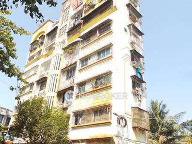 2 BHK Flat In Shivam Apartment, Mira Road For Sale In Thakur Mall Parking