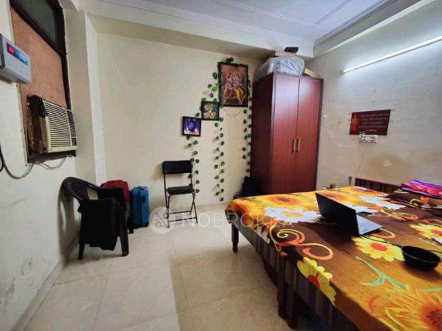 2 BHK Flat In Shivdutt Apartment For Sale In Sector 24