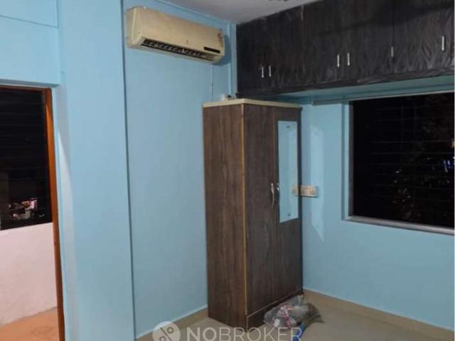 2 BHK Flat In Shramdeep Housing Society for Rent In Lic Off
