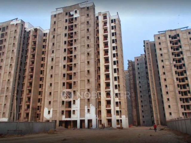 2 BHK Flat In Shree Vardhman Mantra for Rent In Sector 67