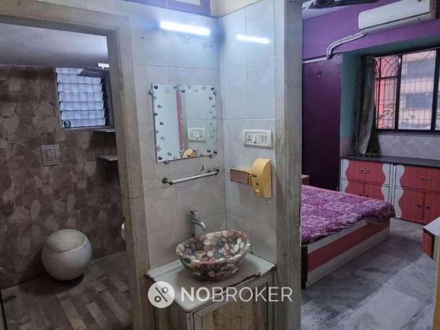 2 BHK Flat In Shreenath Plaza For Sale In Mulund East