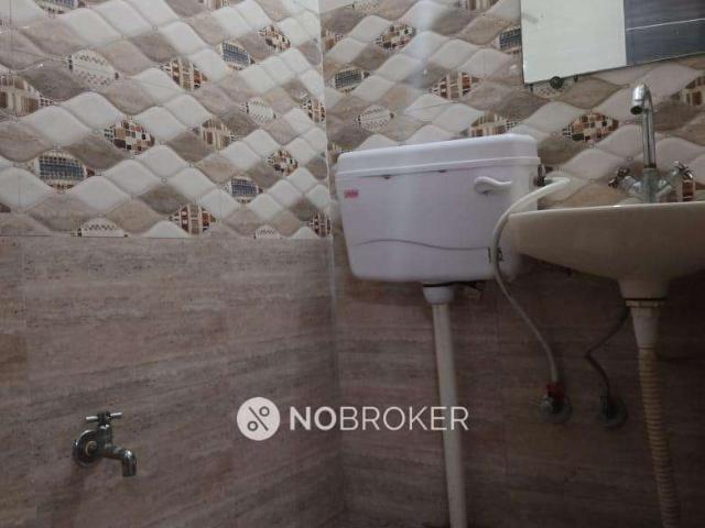 2 BHK Flat In Shri Sai Upvan Society for Rent In Sector 4