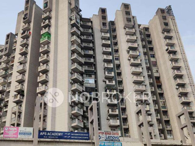 2 BHK Flat In Shri Radha Sky Garden for Rent In Sector 16b