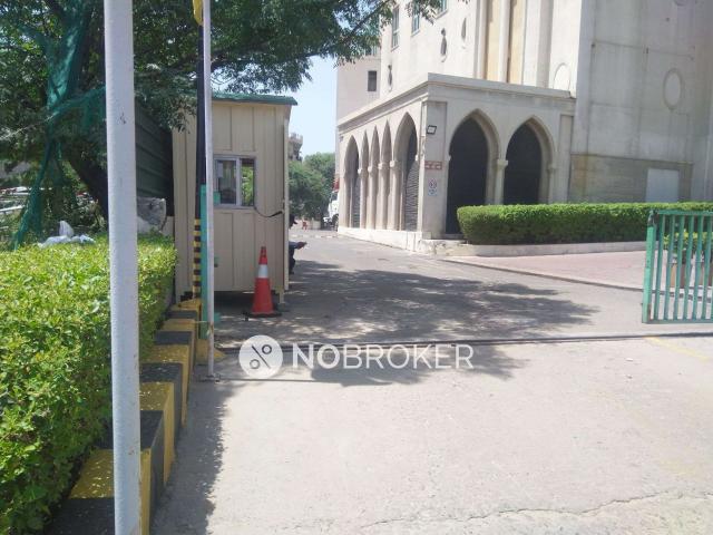 2 BHK Flat In Shri Radha Sky Gardens, Sector 16b for Rent I