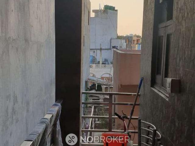 2 BHK Flat In Shri Ram Nagar For Sale In Shahdara