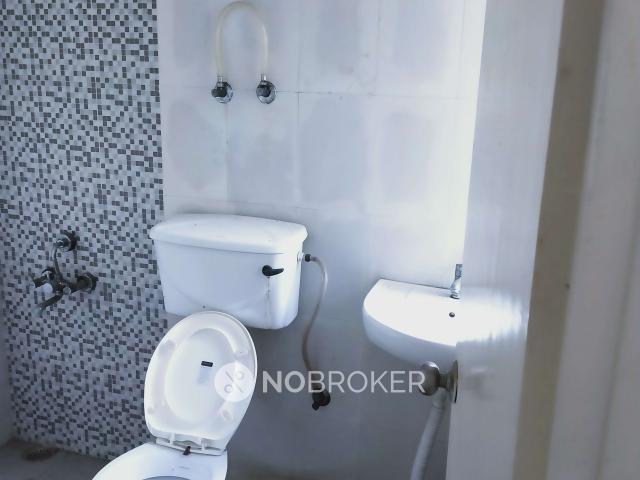 2 BHK Flat In Signature Global Solera for Rent In Sector 107