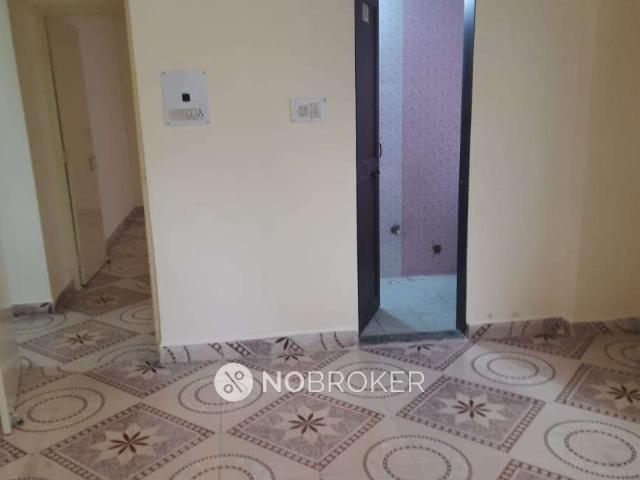 2 BHK Flat In Siddhivinayak Complex, Shivane, For Sa