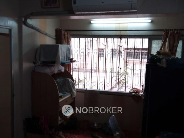 2 BHK Flat In Silver Coop Hsg Soc For Sale In Jogeswari West