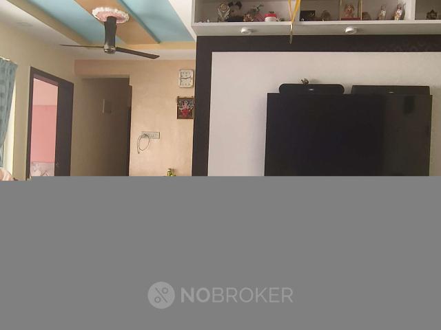 2 BHK Flat In Silver Mist Housing Society For Sale In Lohgaon