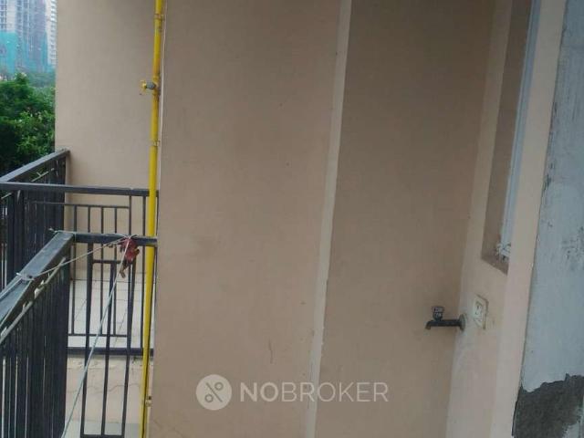 2 BHK Flat In Skytech Matrott For Sale In Sector 76