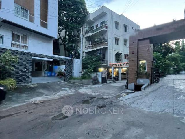 2 BHK Flat In Sr Apartments For Sale In Banjara Hills