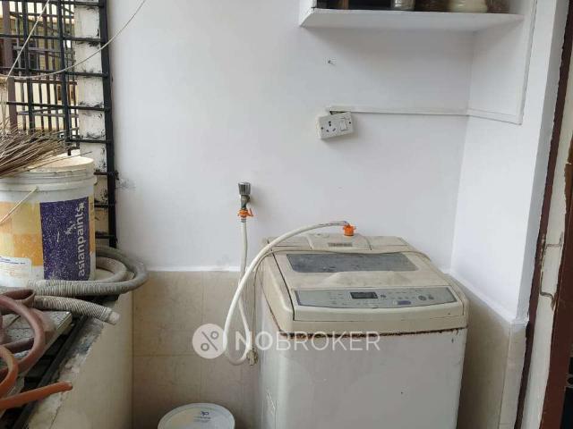 2 BHK Flat In Sri Tirumala Castle for Rent In Gachibowli