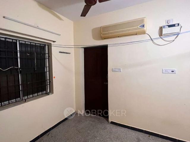 2 BHK Flat In Sri Vaari Flats, Vadapalani For Sale In Vadap