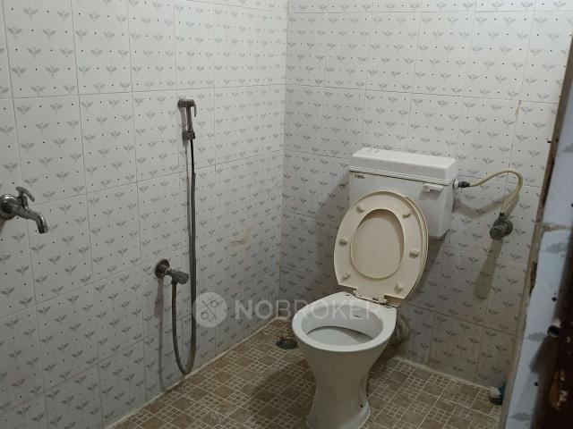 2 BHK Flat In Sri Venkata Saraswathi Nilayam for Rent In Miyapur