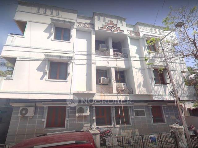 2 BHK Flat In Sri Amritha Manor for Rent In Velachery
