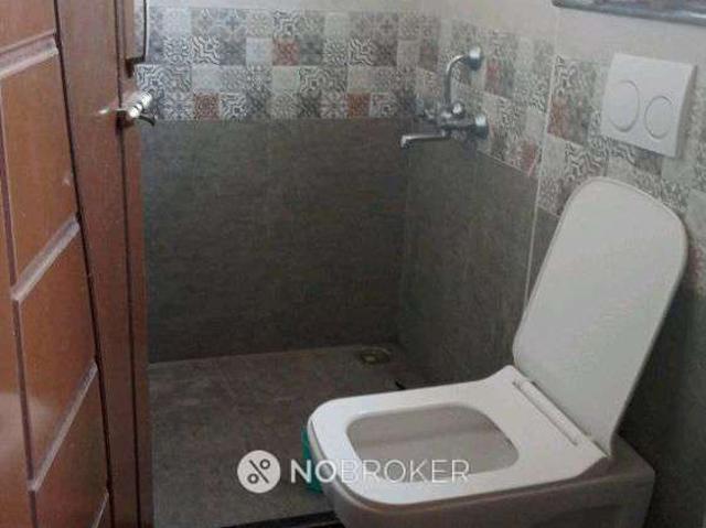 2 BHK Flat In Sri Enclave for Lease In Sholinganallur