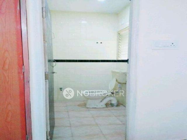 2 BHK Flat In Sri Karthik Balaji Apartment For Sale In Vadapalani