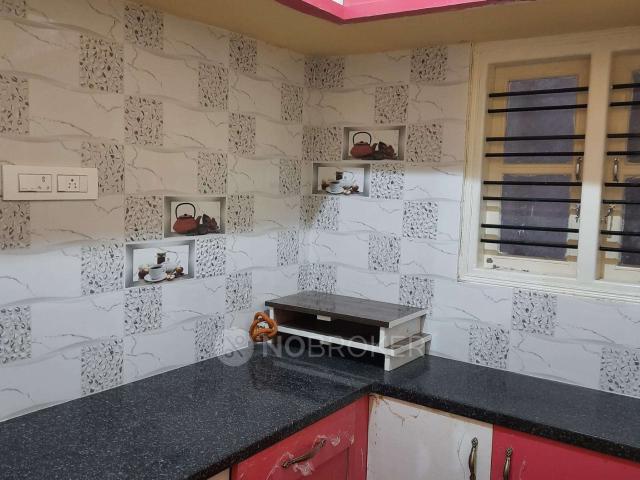2 BHK Flat In Sri Laxmi Venkateswara Nilaya for Rent In J. P. Nagar