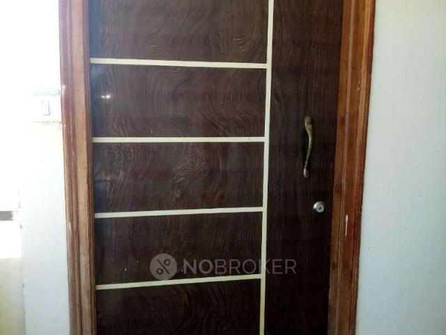 2 BHK Flat In Sri Sai Paradise For Sale In Bellandur