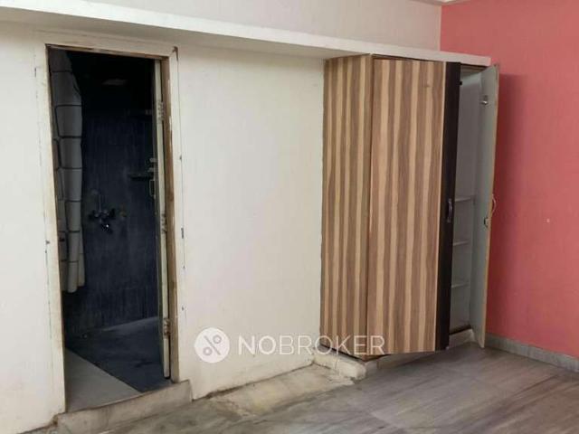 2 BHK Flat In Srinivasa Towers For Sale In Himayatnagar