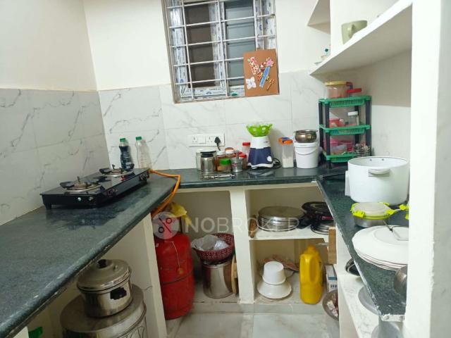 2 BHK Flat In Srinivasa Castle for Rent In Kukatpally