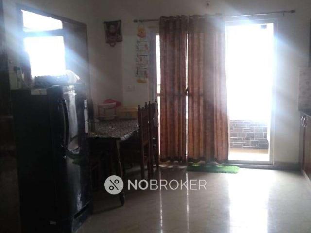 2 BHK Flat In Srs Diamond For Sale In Kukatpally