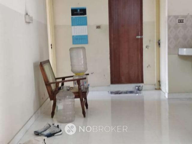 2 BHK Flat In Sruthi Apartment for Rent In Madipakkam