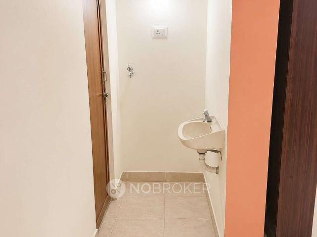 2 BHK Flat In Ssv Apartment for Rent In Puzhuthivakkam