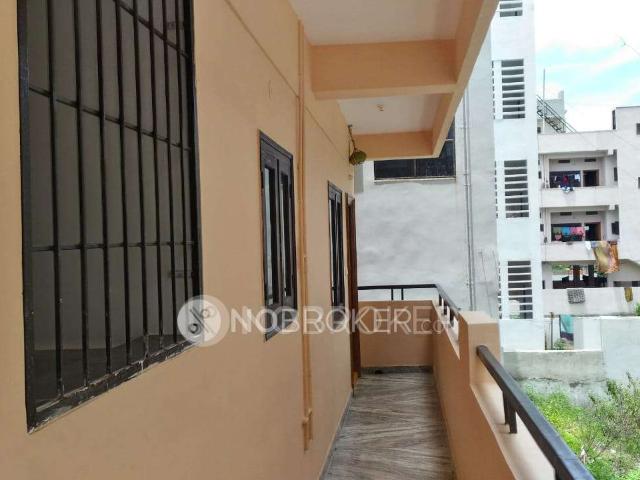 2 BHK Flat In Tulsi Greens for Rent In Kondapur