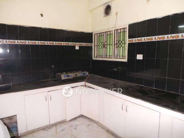 2 BHK Flat In Two Floored Building for Rent In Tarnaka
