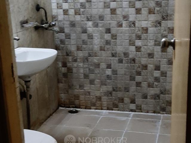2 BHK Flat In The Antriksh Golf View I for Rent In Sector 78