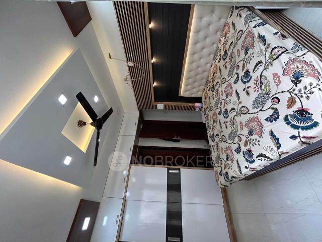 2 BHK Flat In Tinsel County Co operative Housing Society For
