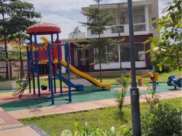 2 BHK Flat In Trimurti 11 Park Street For Sale In Pisoli