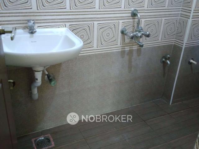 2 BHK Flat In Trinity Home for Rent In Velachery