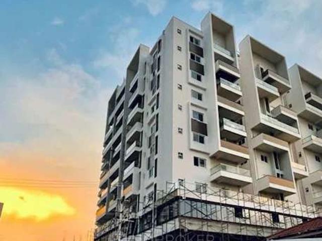 2 BHK Flat In Trishala Saffron Elite For Sale In Nallagand