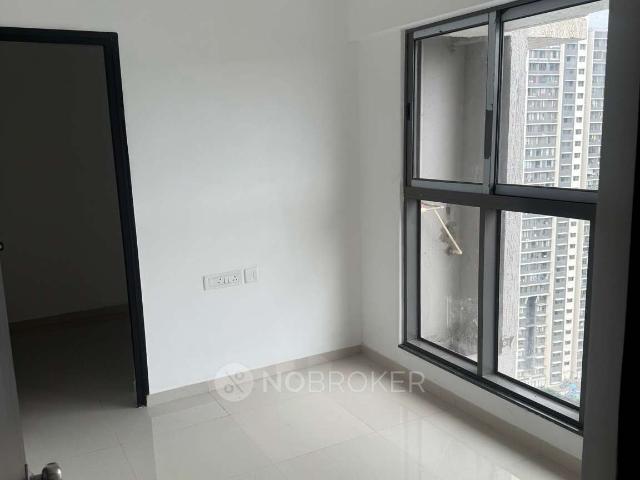 2 BHK Flat In Uk Iridium For Sale In Kandivali East, Mumbai