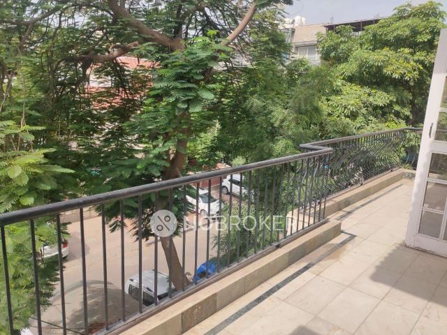2 BHK Flat In Uppal Southend for Rent In Sector 49