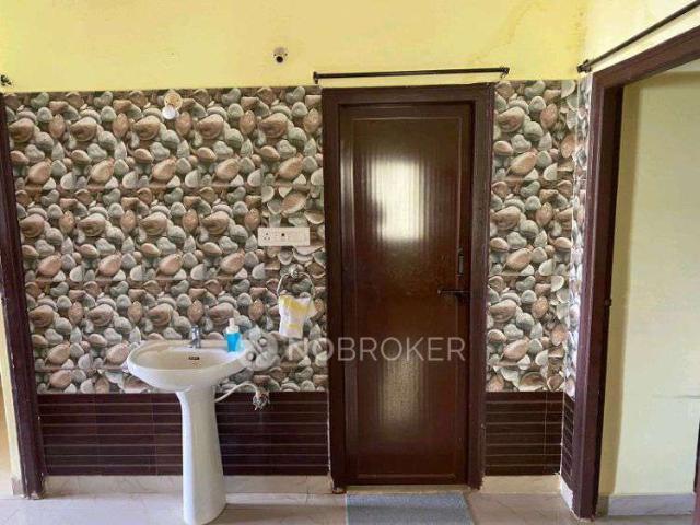 2 BHK Flat In Ushodaya Signature for Rent In Miyapur