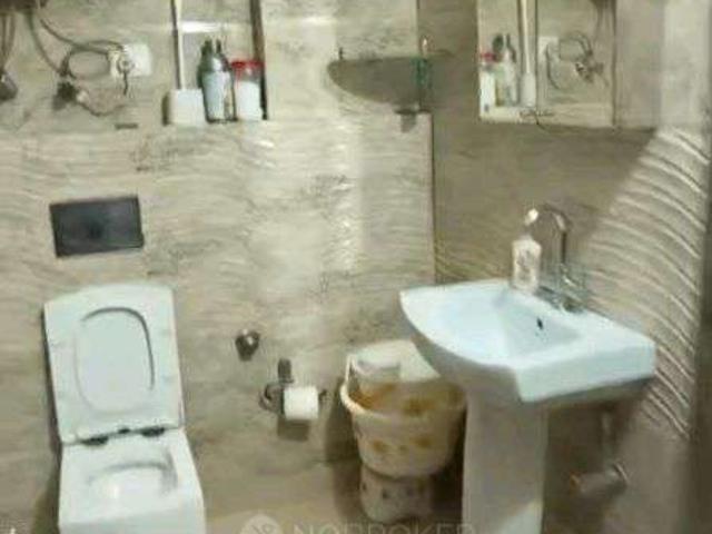 2 BHK Flat In Vxl Eastern Gates, Vasundhara for Rent In Vas